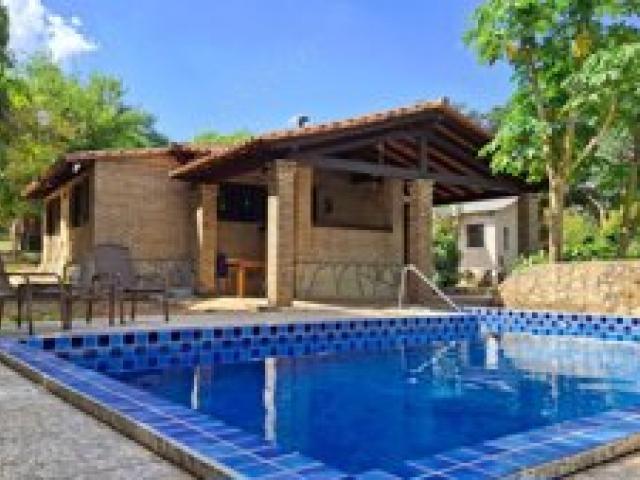 Haus mit Pool im Bereich Piribebuy   Paraguay - 1