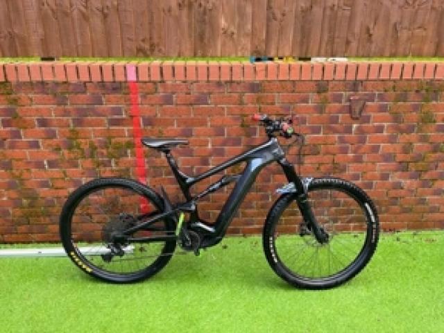 Black cannondale moterra 3 electric mountain bike (XL) - 1